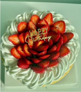 Cheesecake Decorado con Fresas Frescas