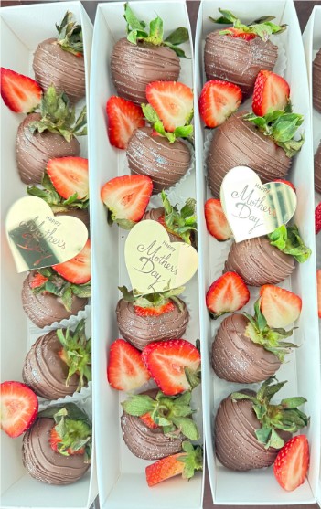 Caja de 5 Fresas con Chocolate